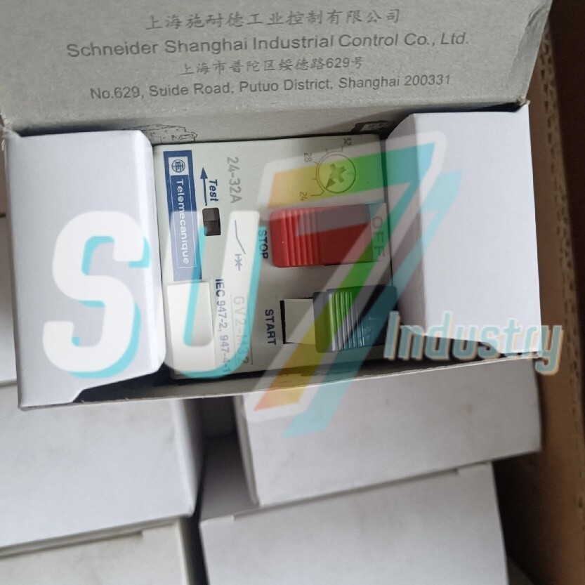 Schneider GV2-M32C 24-32A circuit breaker# 1pcs New In Box