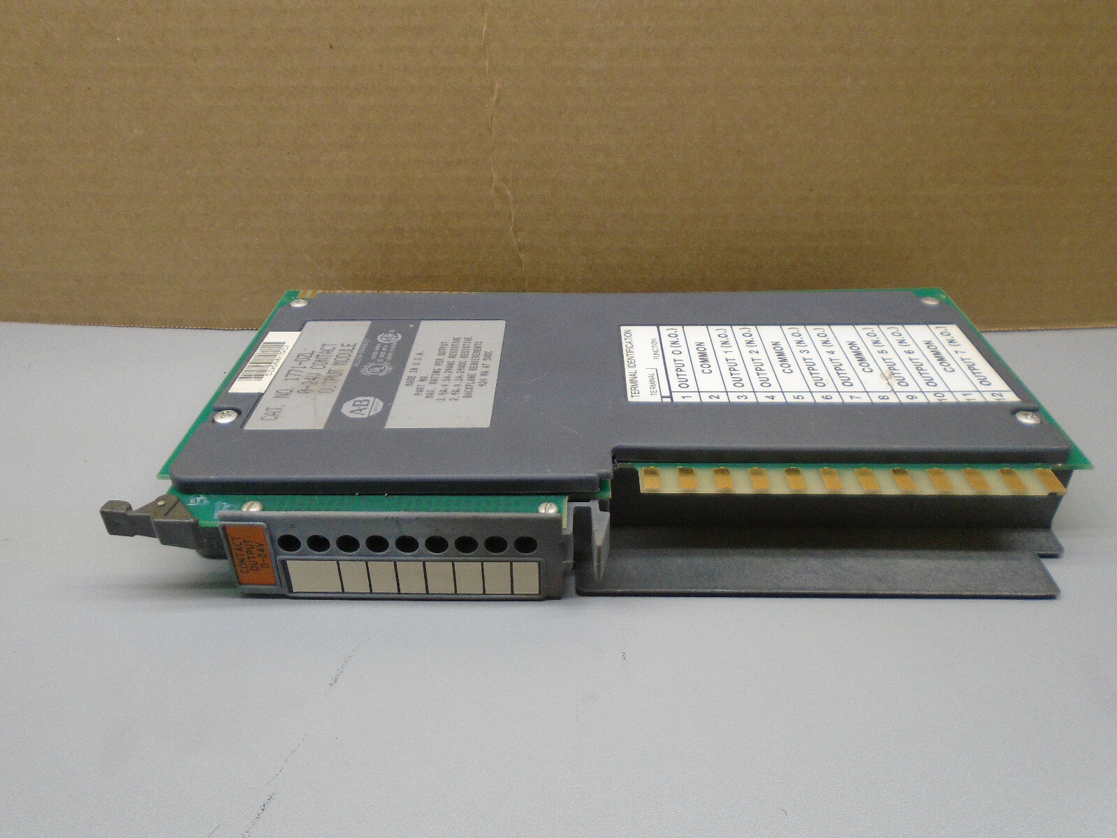 1771-OZL Allen Bradley 0-24V Contact output module 1771OZL E33