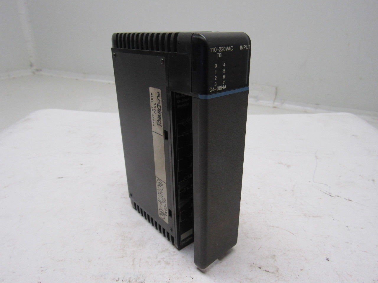 PLC Direct D4-08NA 8 Point Input Module 120-240V