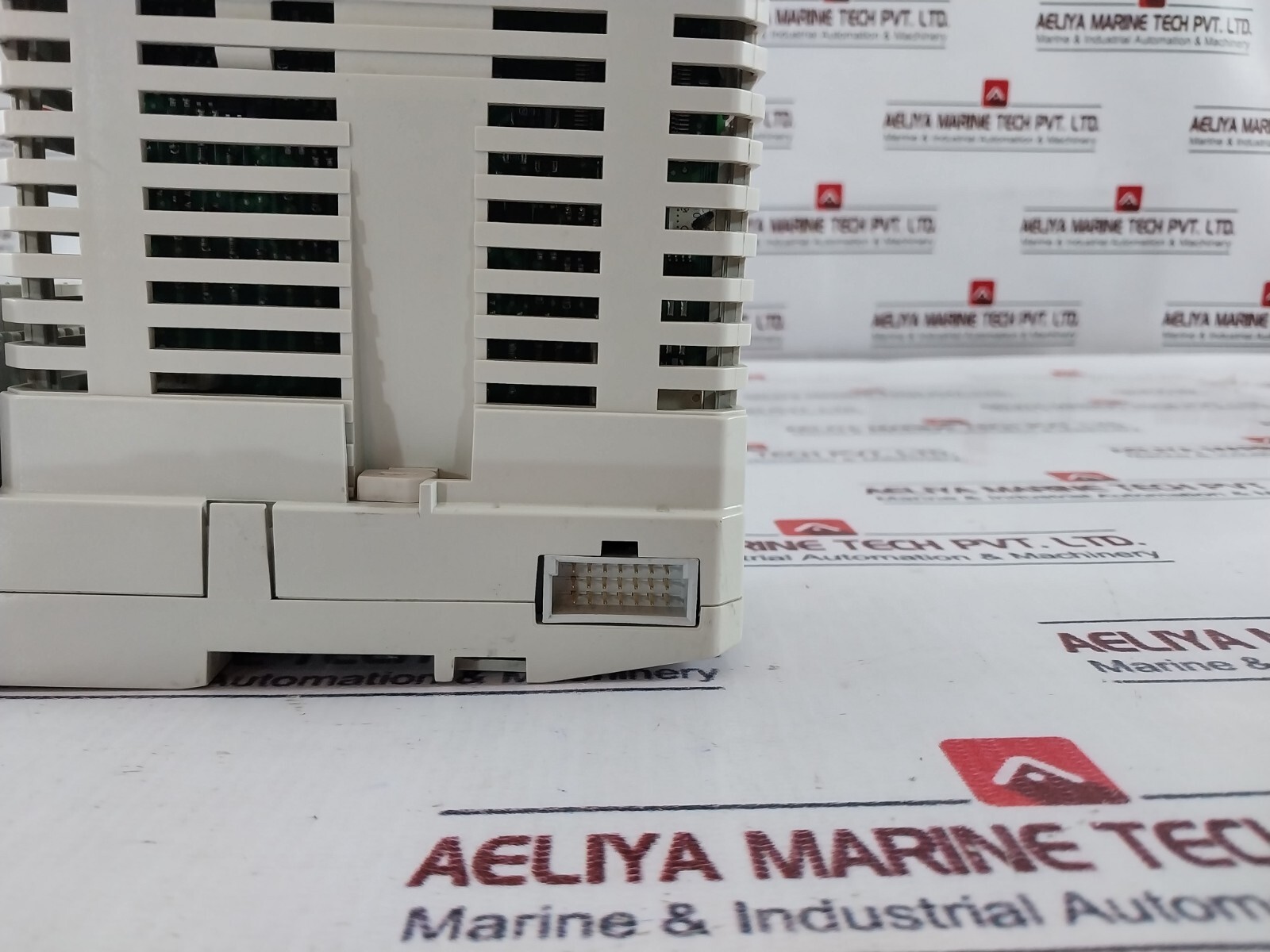 ABB DI810 3BSE008508R1 Digital Input 24VDC TU810V1 3BSE013230R1 Termination Unit
