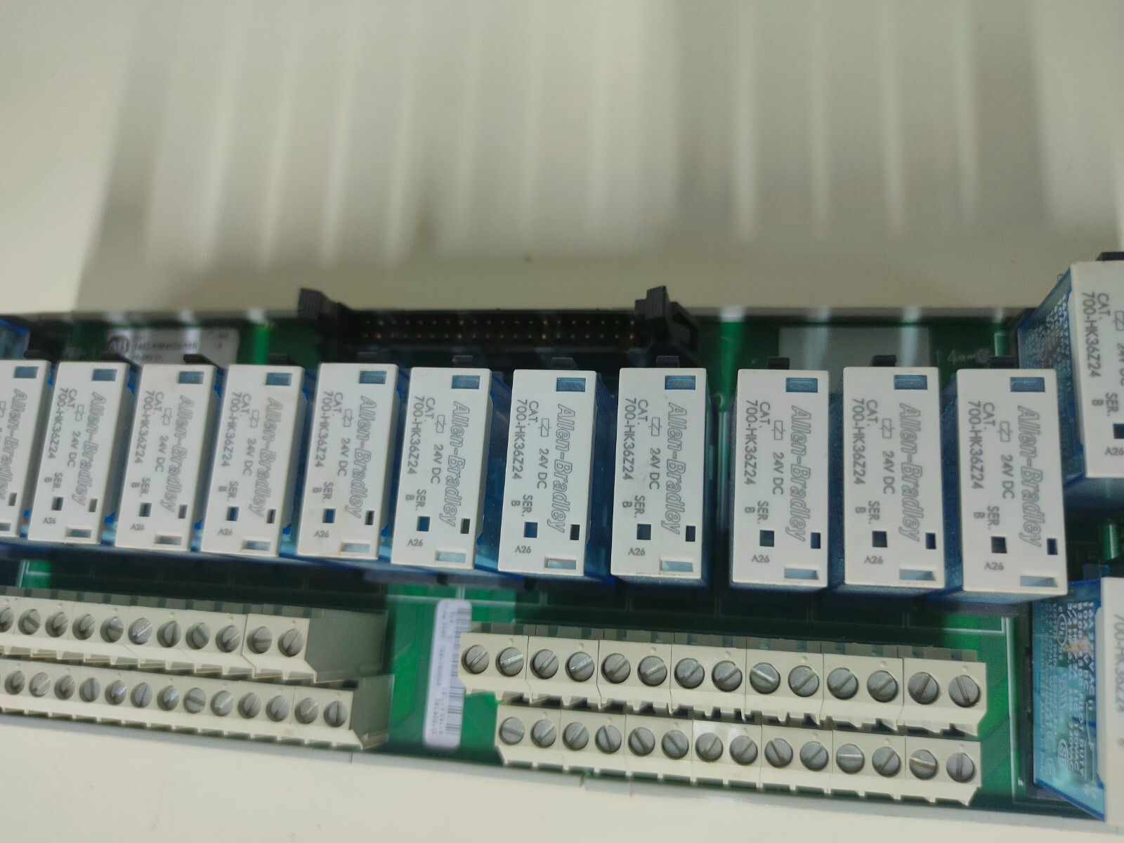 Allen Bradley 1492-XIM4024-16R