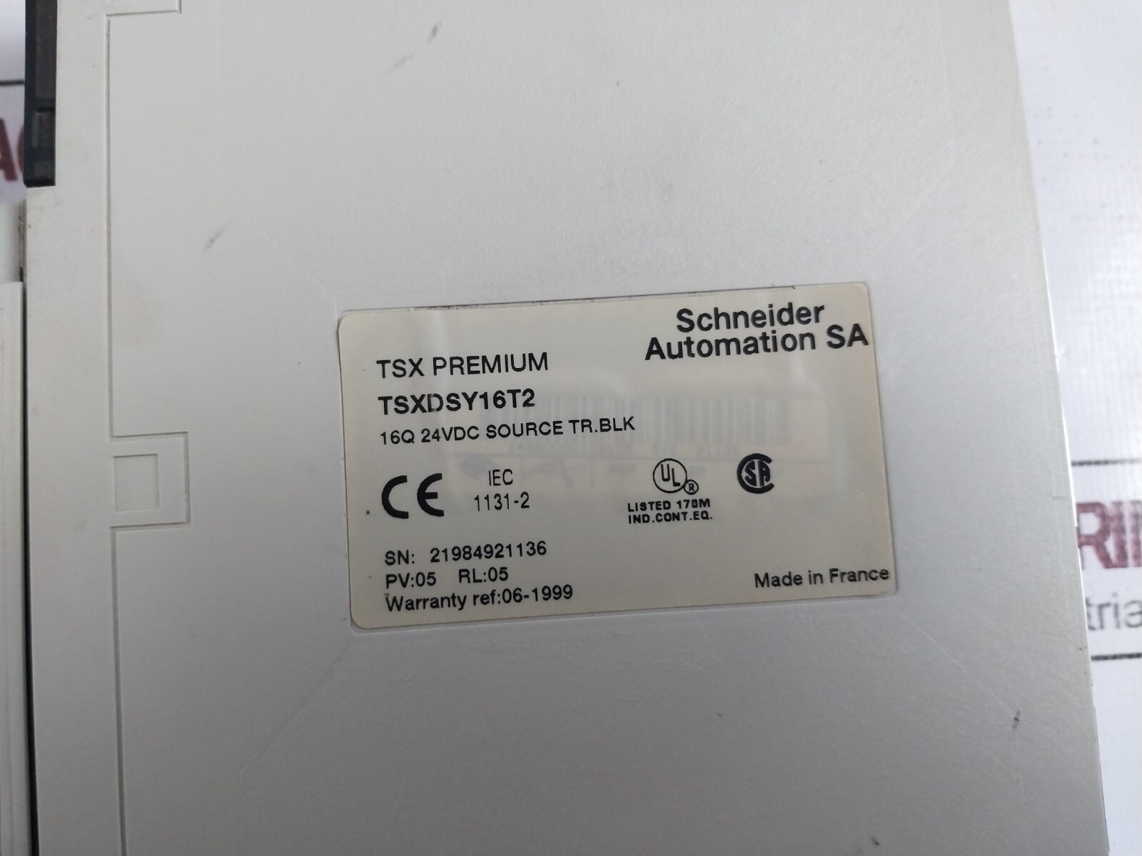 Schneider TSXDSY16T2 Discrete Output Module W/ Terminal Block TSXBLY01