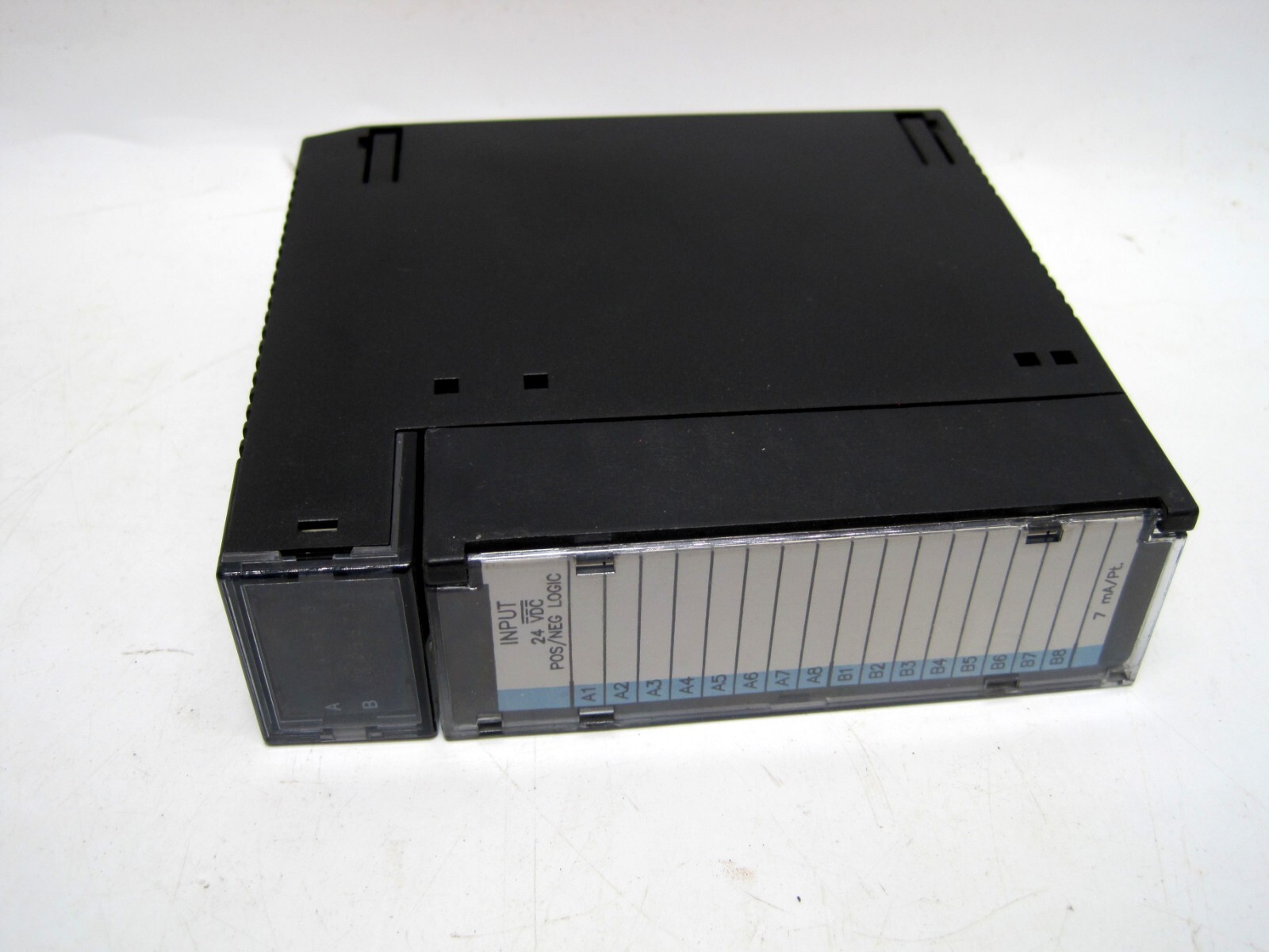 GE Fanuc IC693MDL646C 24 VDC 16 Point Pos/Neg Fast Input Module IC693