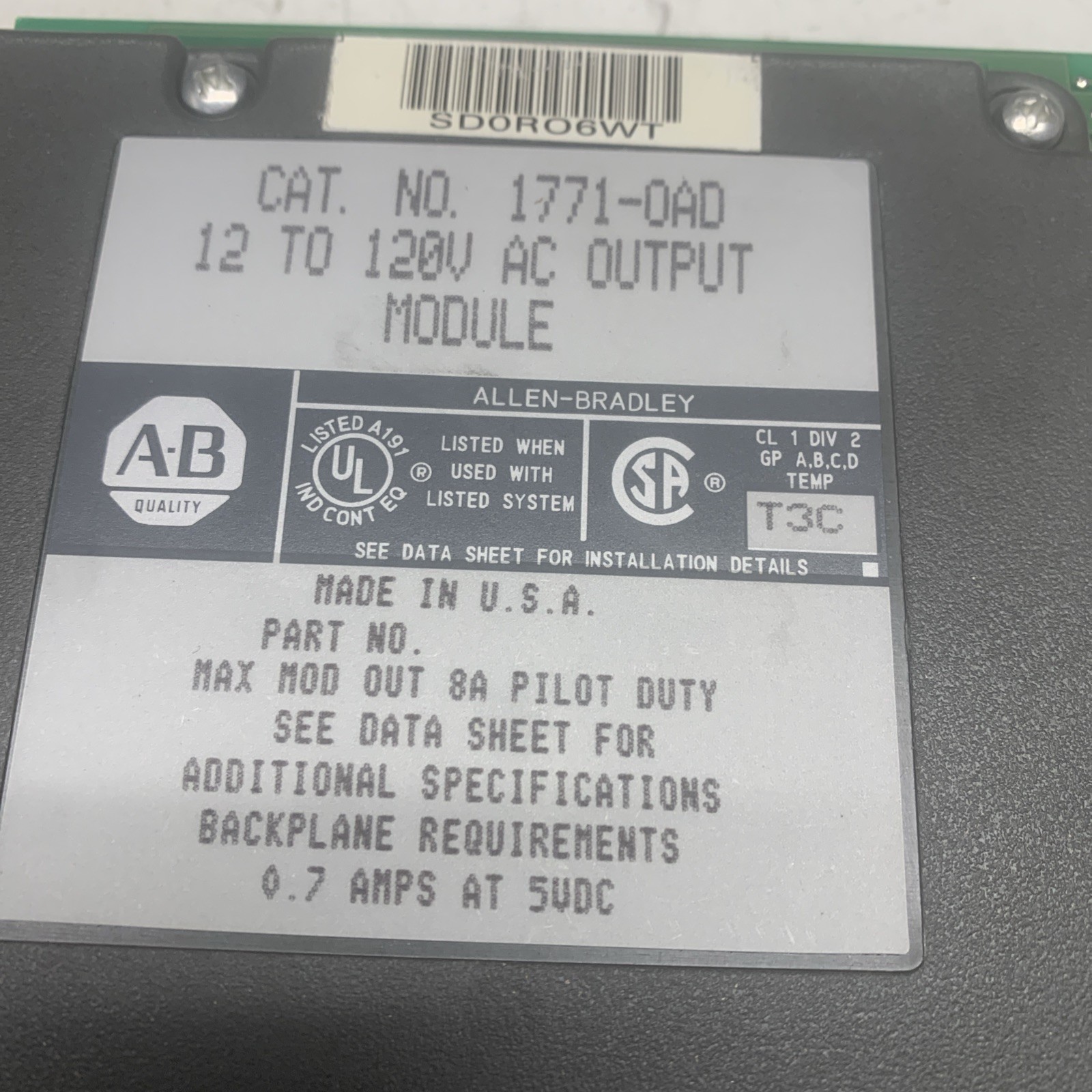 Allen Bradley 17710AD Series B, 1771-0AD/B – 12 To 120V AC Output Module