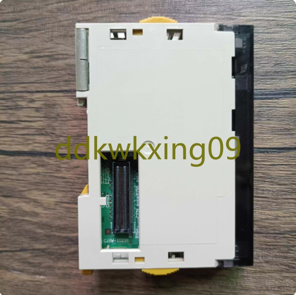 1PCS Omron CJ1W-ID231 PLC module Tested