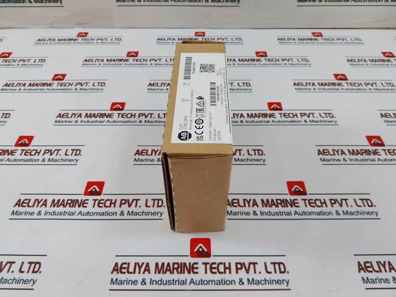 Sealed Pack Allen-Bradley 1762-OF4 Micro Logix Analog Output Module SER.B