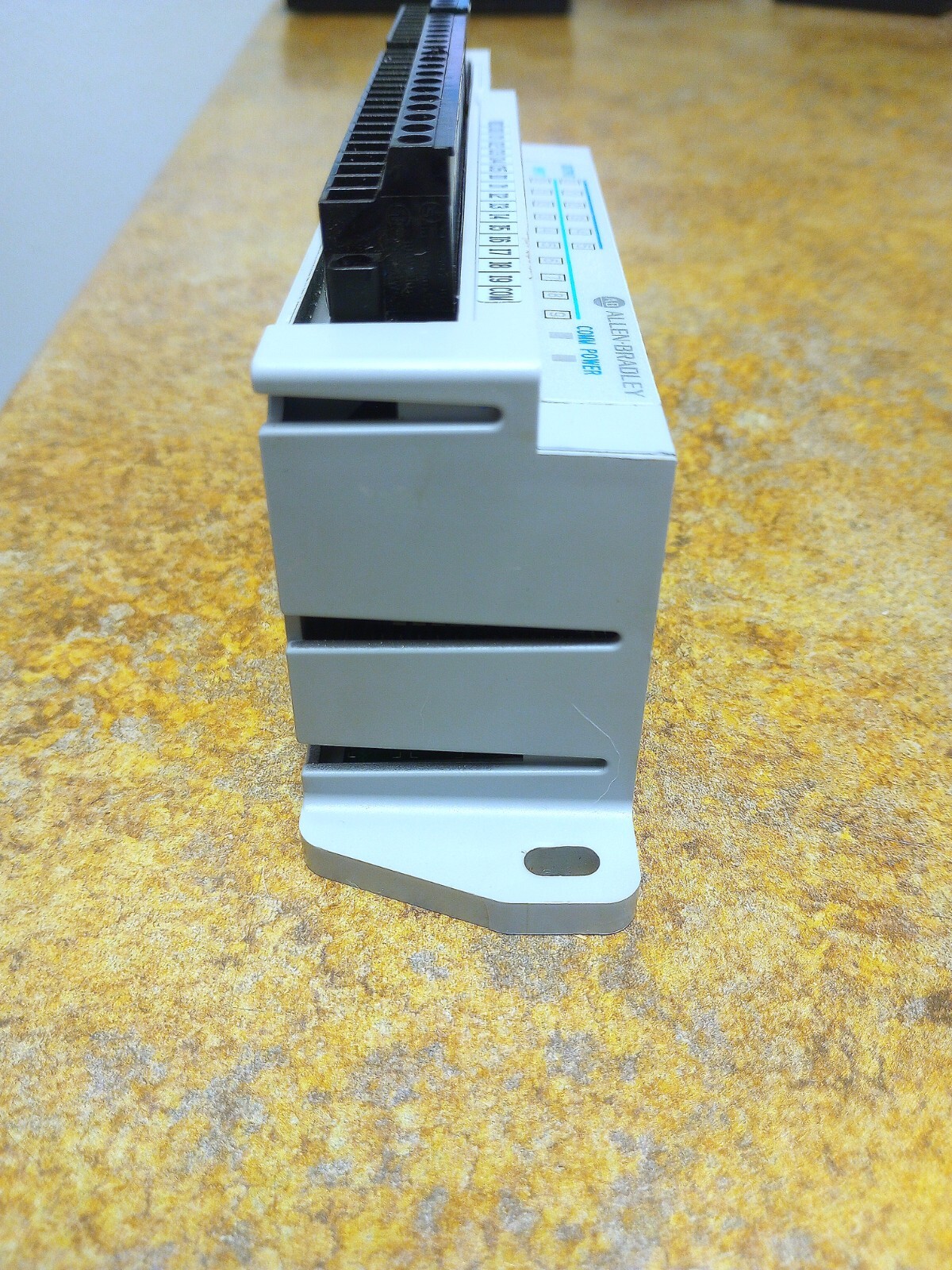 Allen Bradley, Block I/O, 1791-IOBB / 1791IOBB, SER B (USED TESTED CLEANED)
