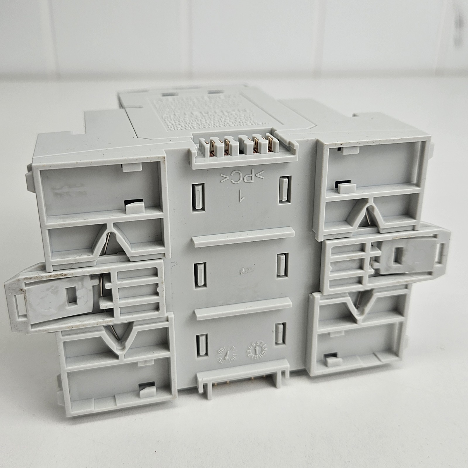 Siemens TXM1.6R Relay Module