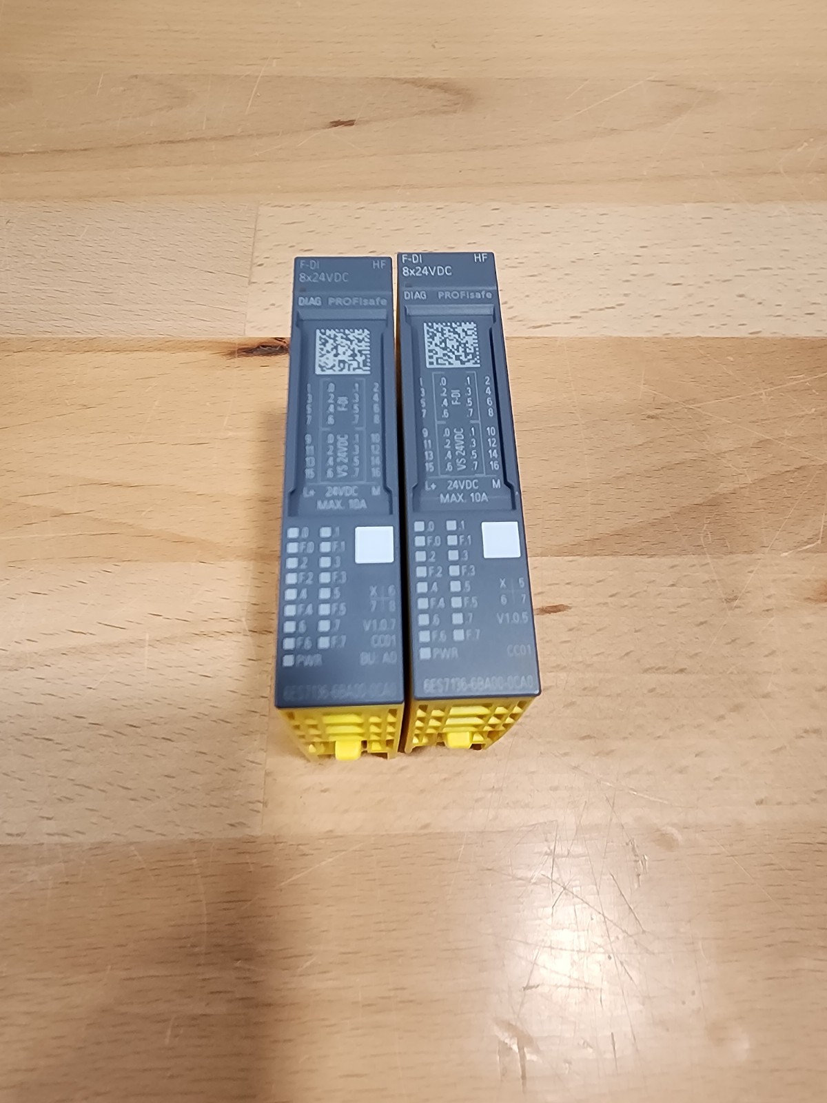 Siemens Simatic ET 200SP digital output 6ES7 136-6BA00-0CA0