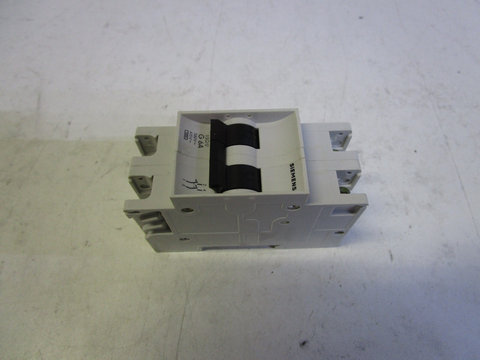 SIEMENS 5SQ12 G6A 2-POLE 10A CIRCUIT BREAKER – USED – FREE SHIPPING
