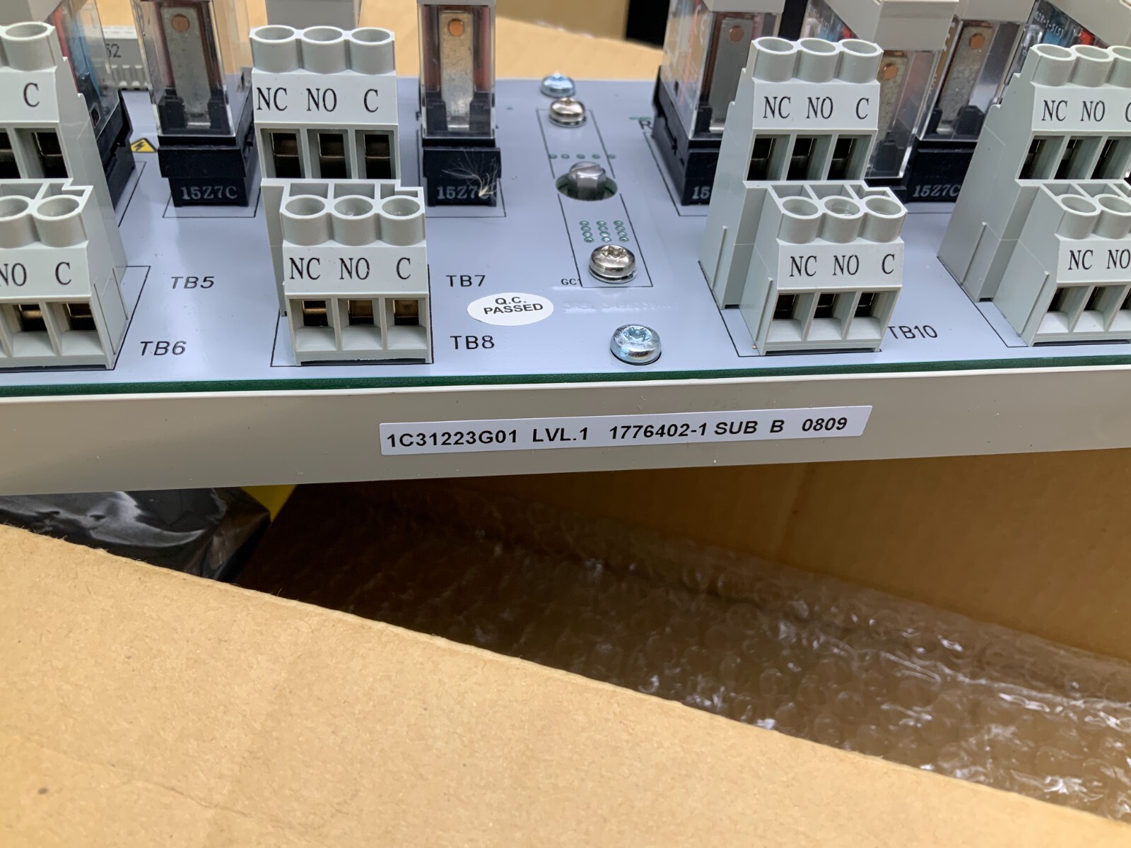 Emerson Ovation 1C31223G01/REV06 Relay Output Base Module 16 Channel