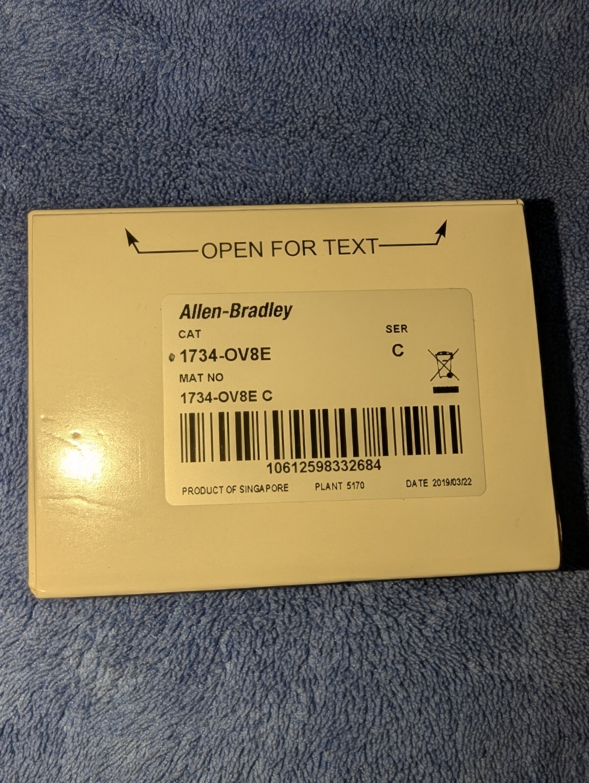 NEW SEALED 1734-OV8E Allen Bradley POINT I/O 8 points output Module