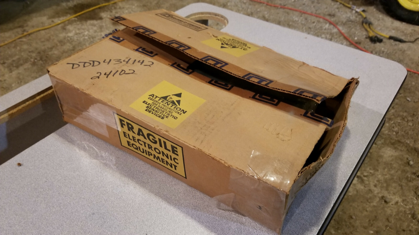Square D 8030 ROM-221 ROM221 SY/Max F2 Output Module SQD 120v – New sealed bag