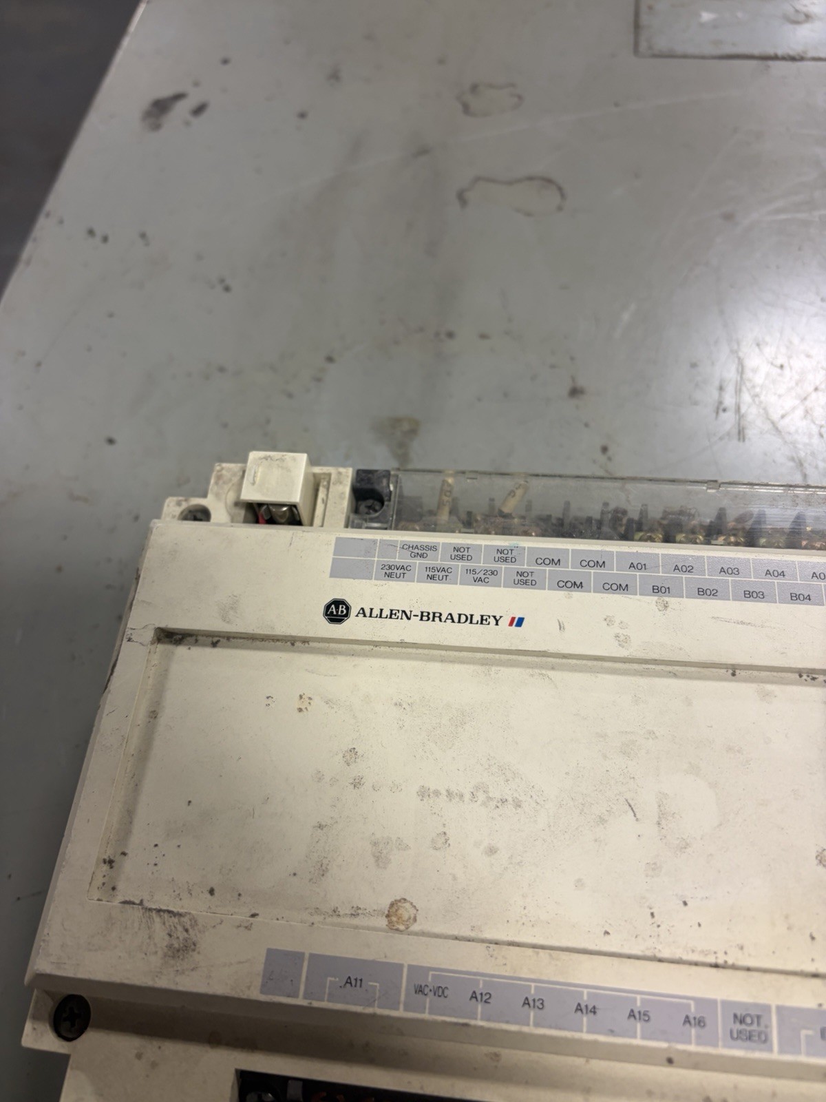 Allen Bradley 1745-E153 /A SLC 150 expansion unit 1745E153 USED