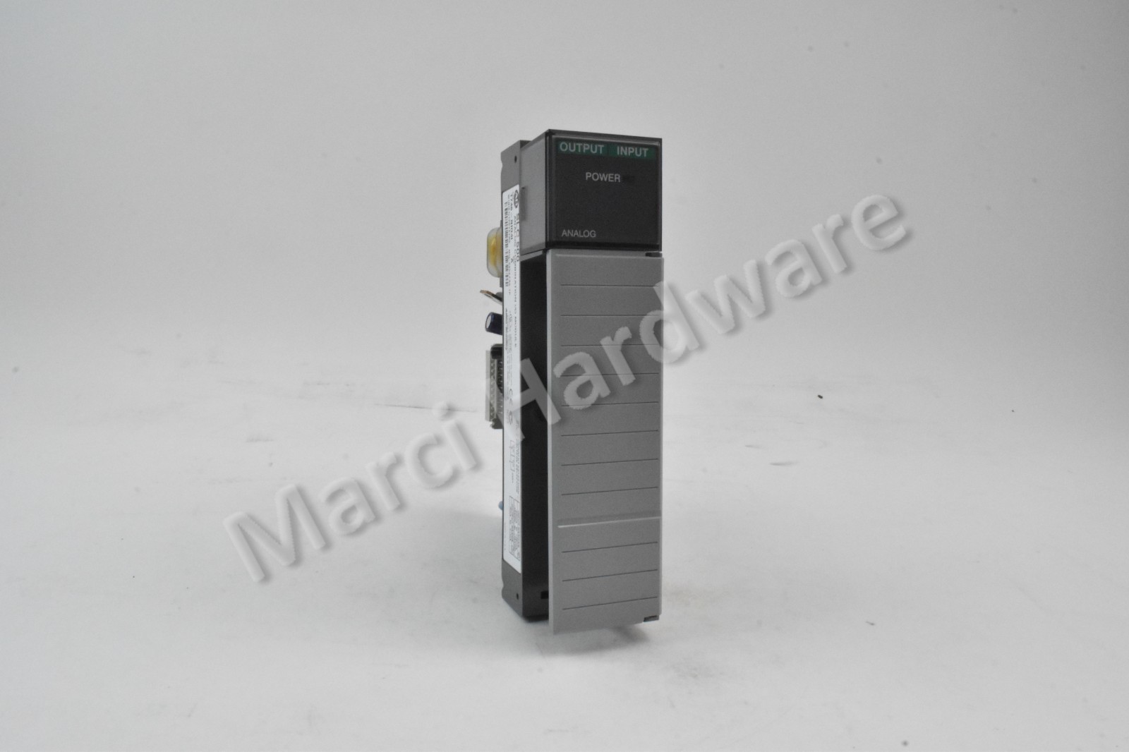 Surplus Allen-Bradley 1746-NIO4I Ser A SLC 500 High Resolution Analog 2-In/2-Out