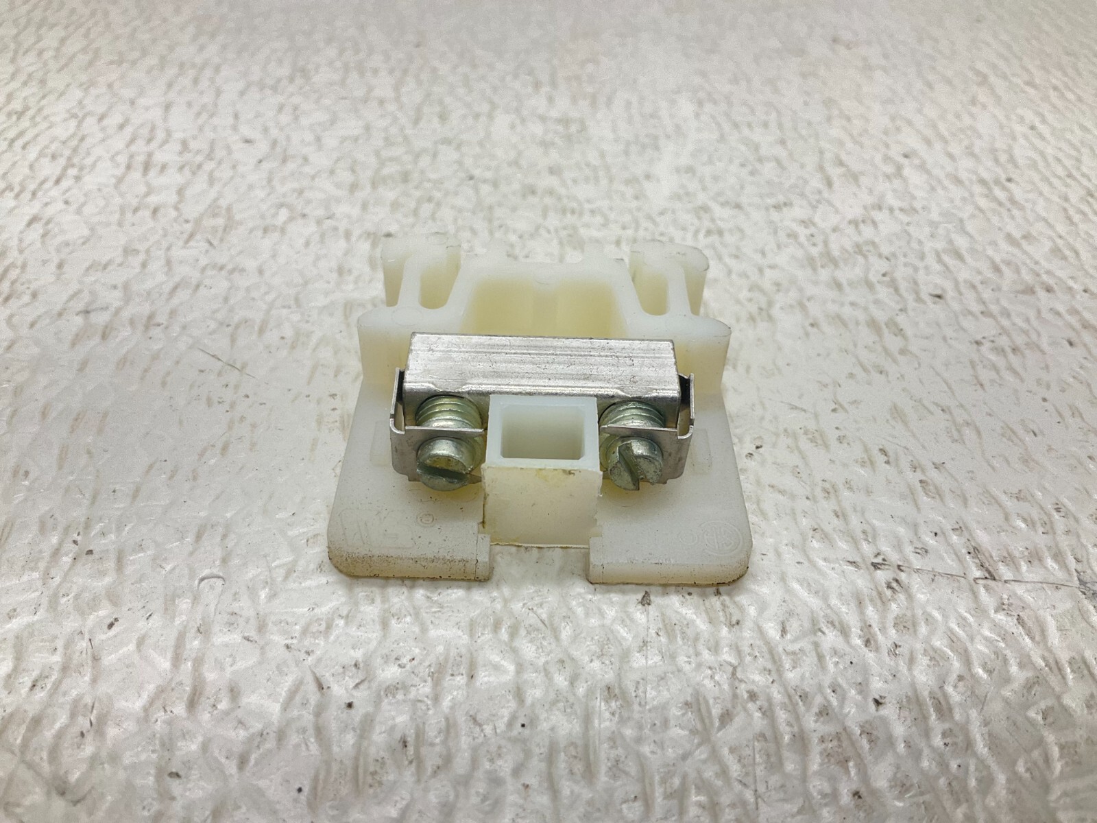 Allen Bradley BUL. 1492 Style CA White Wire Terminal Block Lot of 30 (TBI)