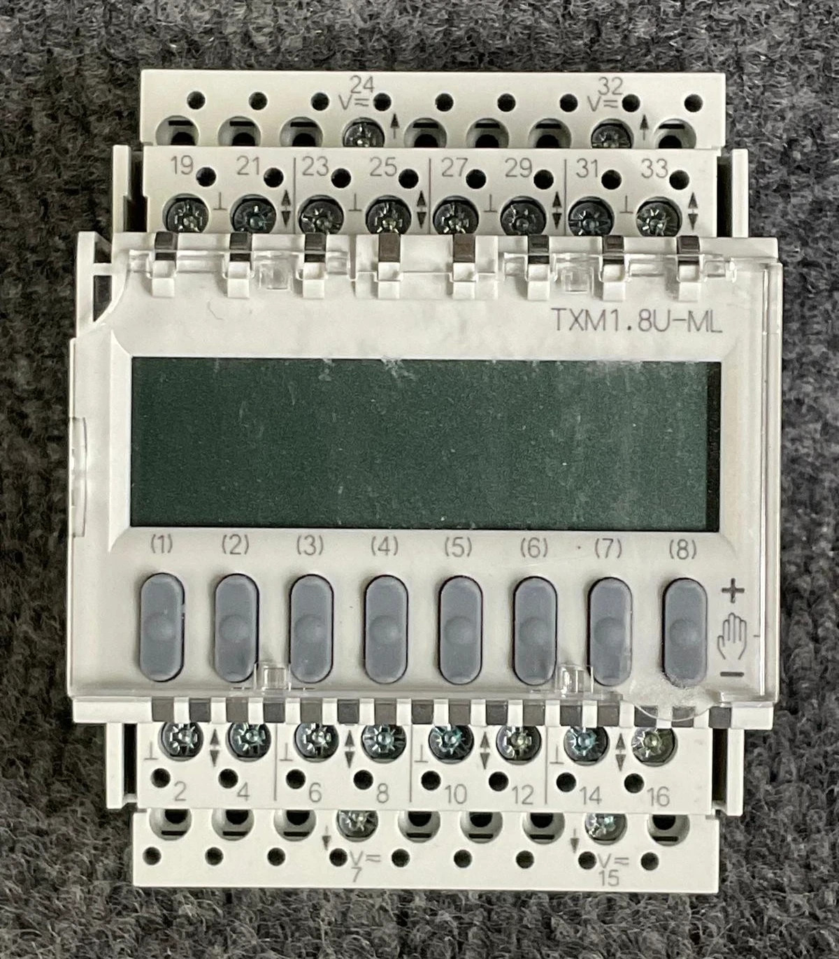 Seimens TXM1.8U-ML General Universal 8-Point Input/Output LCD Display – Tested