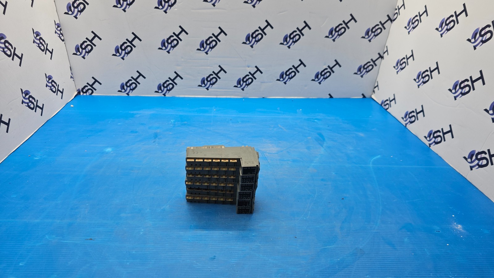 B&R 3x X20DI9371 1x X20PS9400, 1x X20CS1030 1x X20DO9322 Digital Input Modules