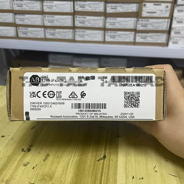 Allen-Bradley 1769-IF4XOF2 SER A CompactLogix 6 Pt A/I Module 1769IF4XOF2
