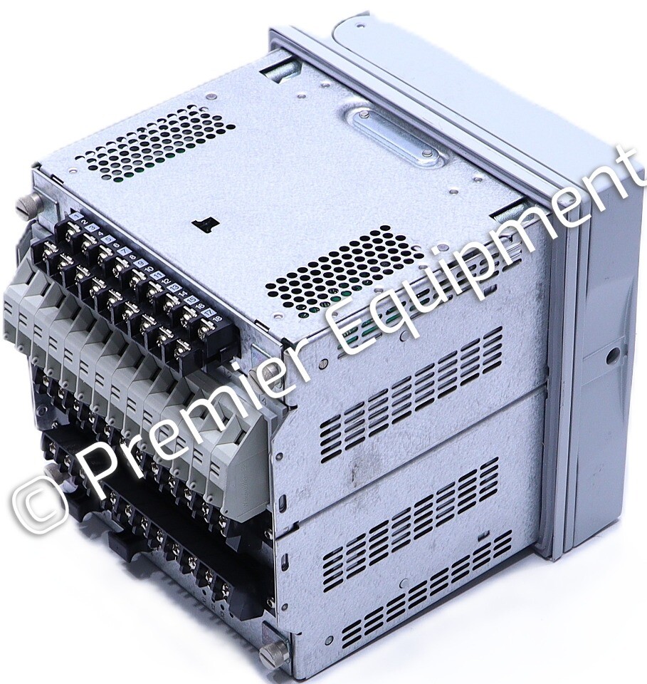 ABB REF615 REF615A_1G HAFNAEFCNEC1BDD11G RELAY FEEDER PROTECTION CONTR
