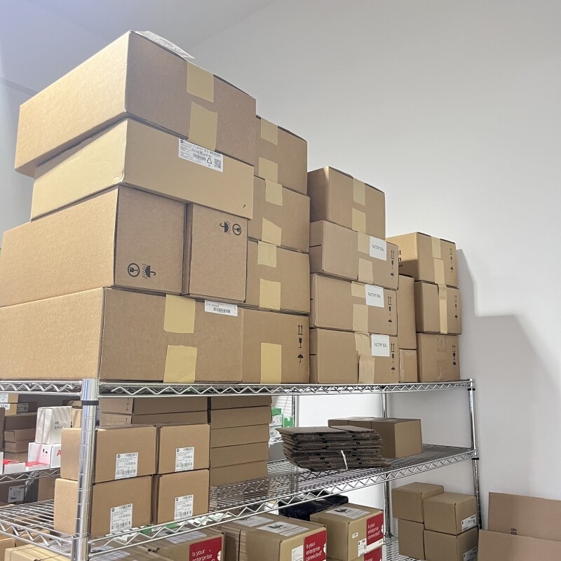 Allen-Bradley 1769-OF4VI Ser A CompactLogix A/O Voltage Module 1769OF4VI – NEW!