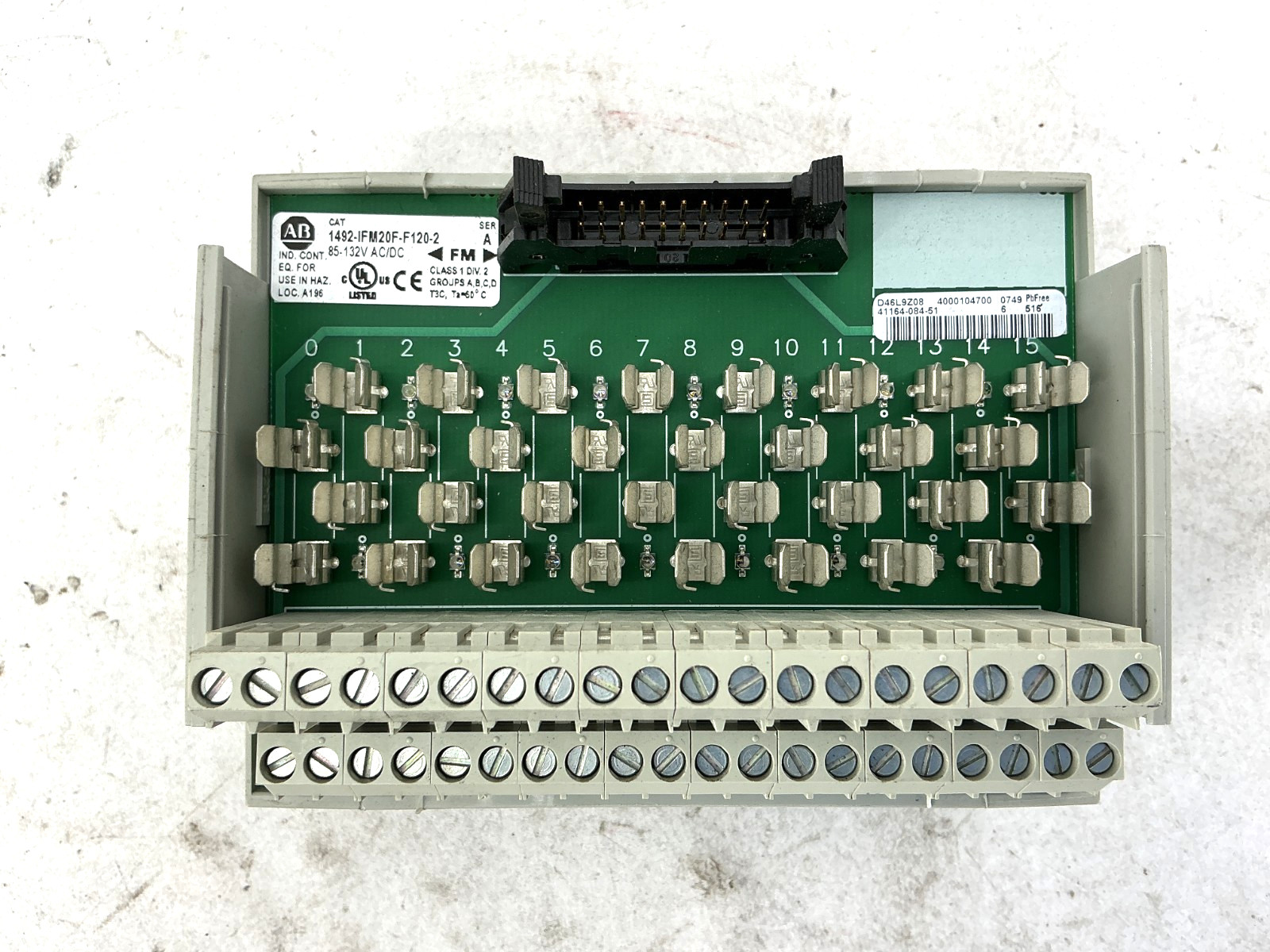 New Allen Bradley 1492-IFM20F-F120-2 Ser A 20PT Fusible Interface Module -No Box