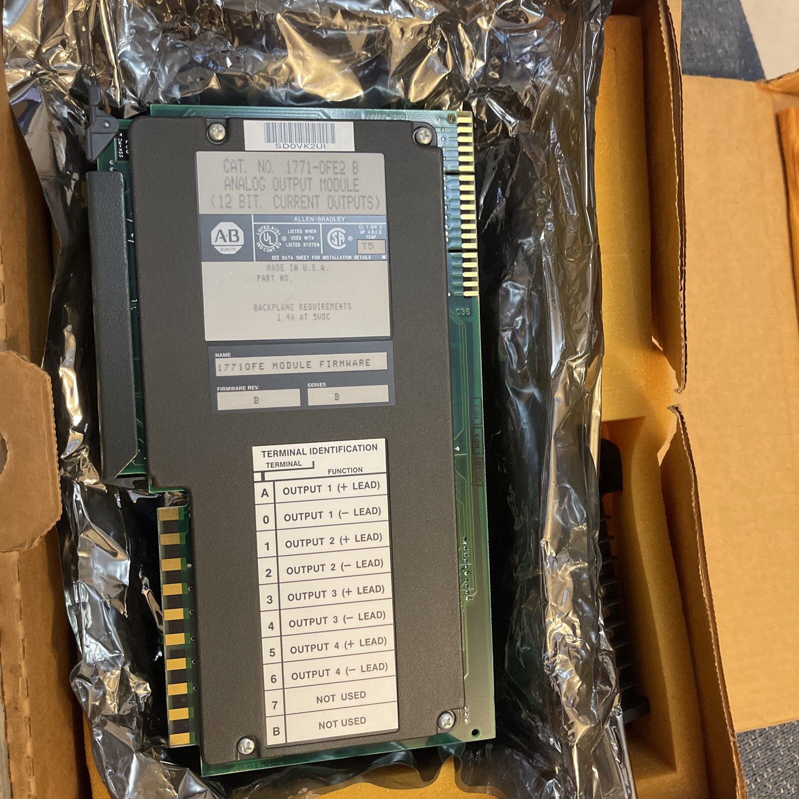 NEW Allen-Bradley 1771-OFE2 B Analog Output Module