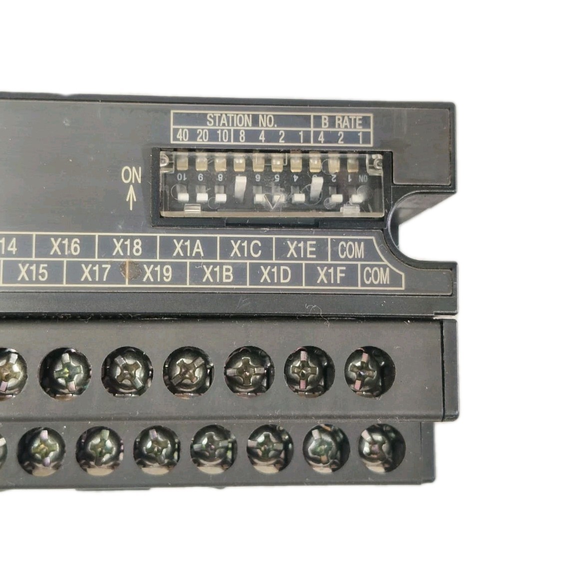 MITSUBISHI ELECTRIC AJ65SBTB1-32D INPUT UNIT 24VDC 45MA FAST SHIPPING