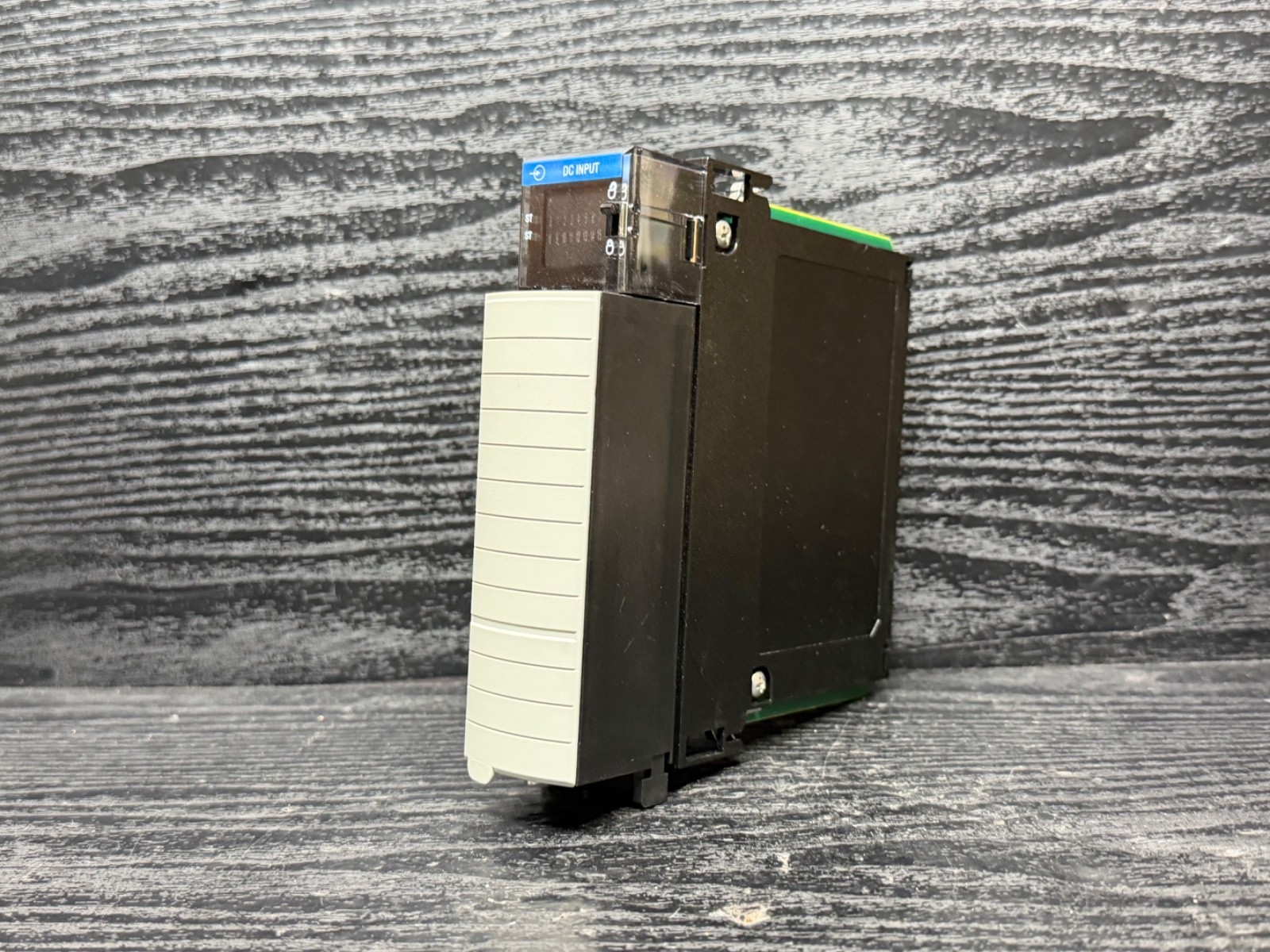 Allen Bradley 1756-IB16 1756-1B16 A TBSH TBE ControlLogix 16pt DC Input Module