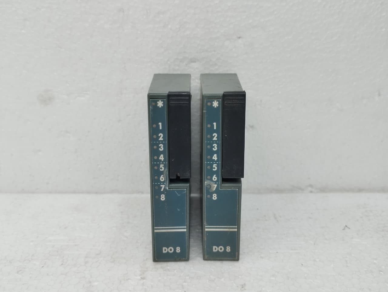EUROTHERM 2500M/DO8 Output Module (Lot of 2pcs)