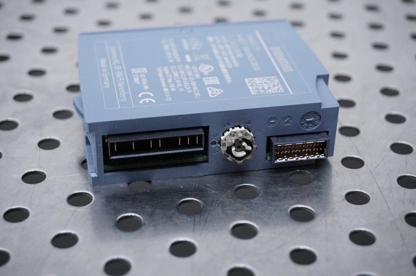 Siemens ET200SP 6ES7 134-6PA20-0BD0 / 6ES7 134-6PA20-0BD0 Energy Meter 480VAC