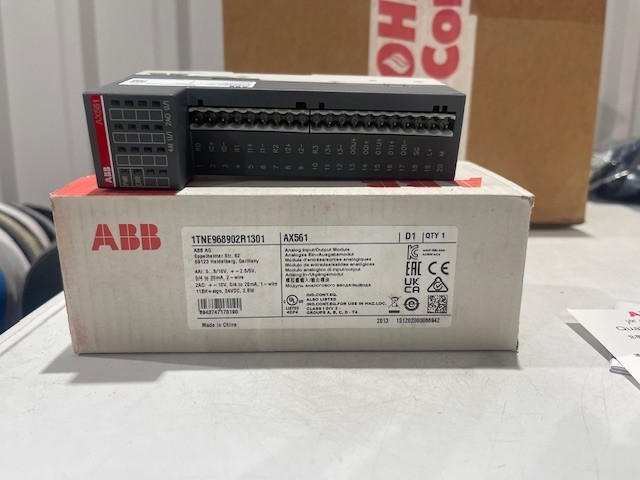 ABB PLC AX561 1TNE968902R1301 Analog Input/Output Module