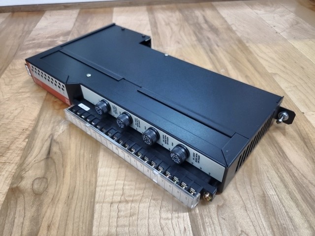 Square D Sy/Max 8030 ROM-221 Output Module, 16AMP, 120VAC, 16 Outputs – USED