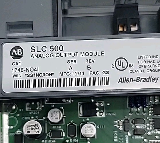 Allen Bradley 1746-NO4I Ser A SLC 500 4 Channel Analog Current Output Module PLC