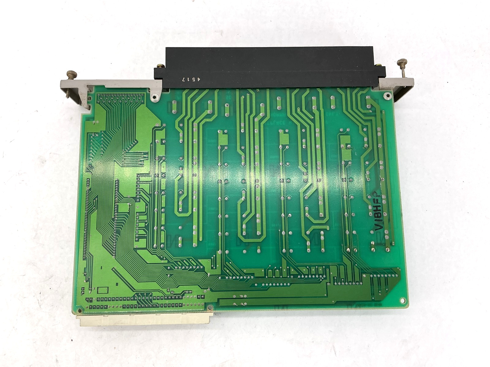 Siemens 505-4816 PLC Output Module 16-Point 110/220VAC 50/60HZ 505-4816