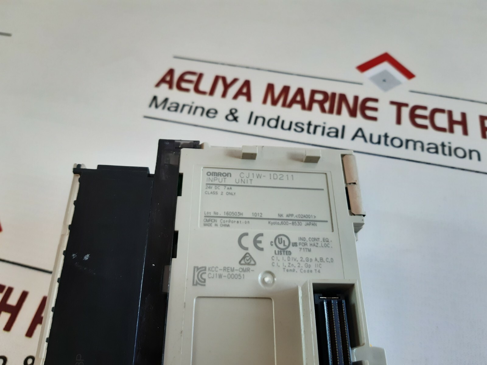 Omron CJ1W-ID211 input unit 24V DC 7MA OD-507-18P