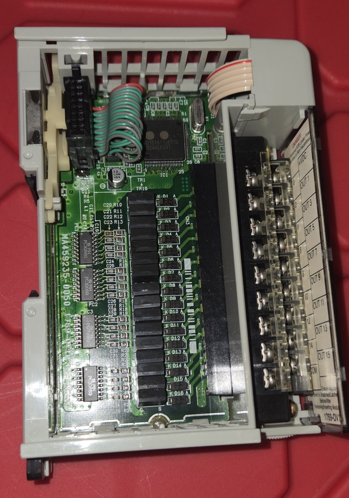 Allen-Bradley 1769-OB16 PLC Output Module