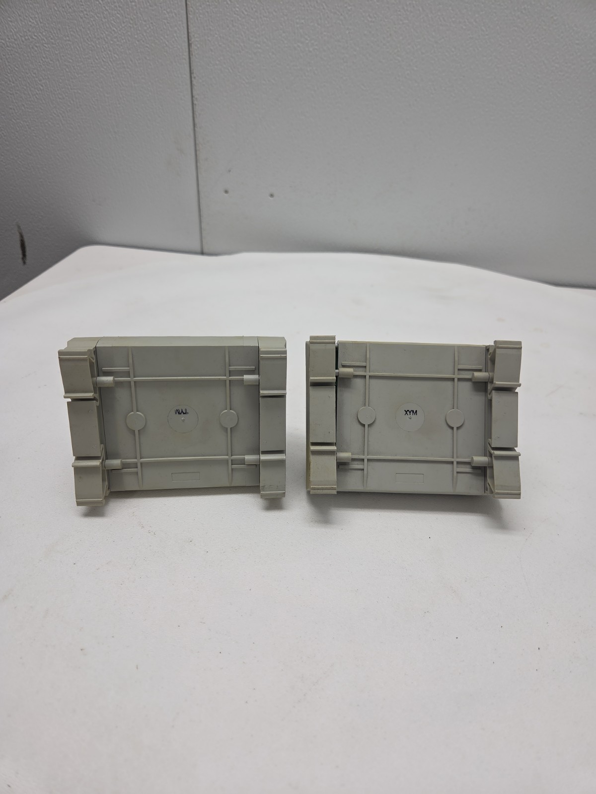 Allen Bradley 1492-IFM20F-F24-2 Ser A 20-Pt Fusible Digital IFM 10-30V AC/DC 2X