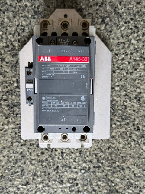 ABB A145-30-11-34 Contactor,3 Pole,130A,208VAC@60Hz,175VAC@50Hz Coil NNB