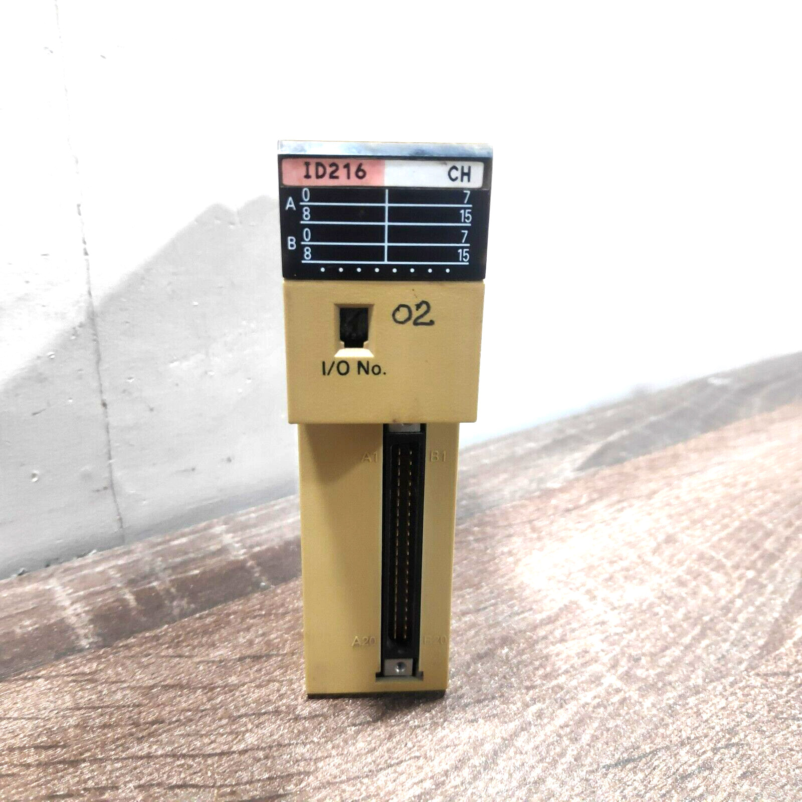 USED | OMRON C200H-ID216 SYSMAC C200H