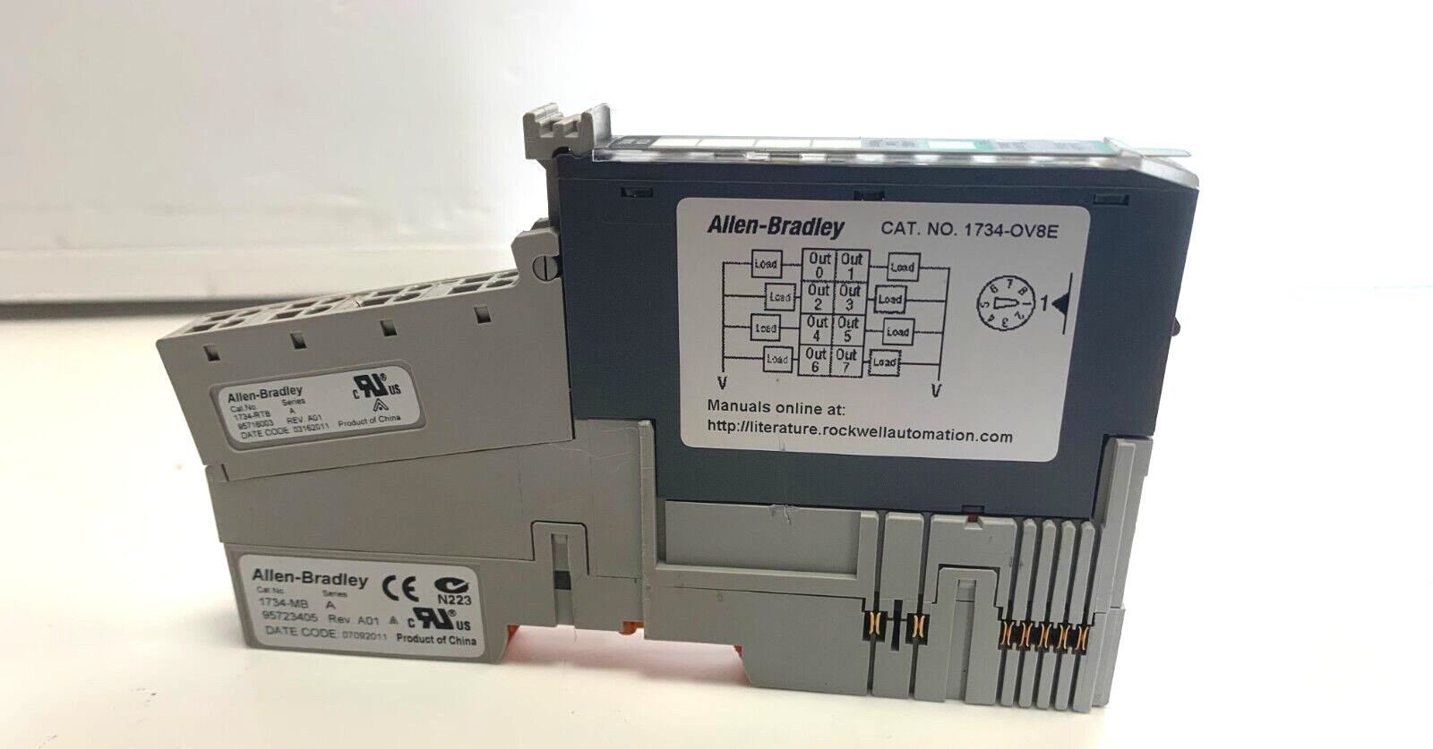Clean! Allen-Bradley 1734-OV8E Output Module w/1734-MB Mounting Base