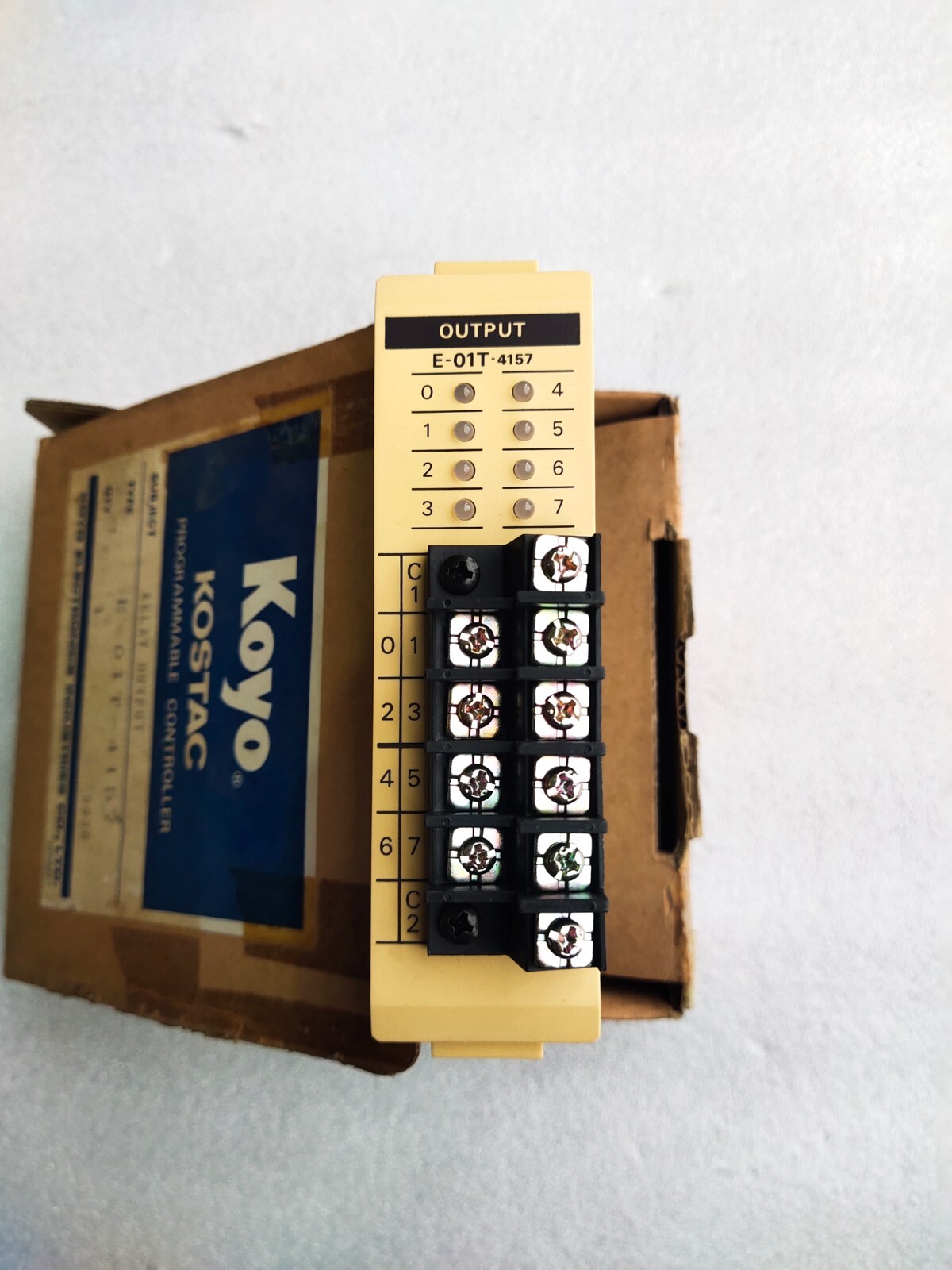 KOYO KOSTAC E-01T-4157 RELAY / OUTPUT PROGRAMMABLE CONTROLLER E01T-4157