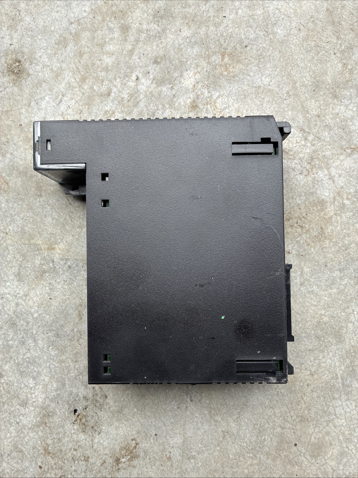 GE FANUC OUTPUT RELAY 4A 8PT ISOLATED IC693MDL930E