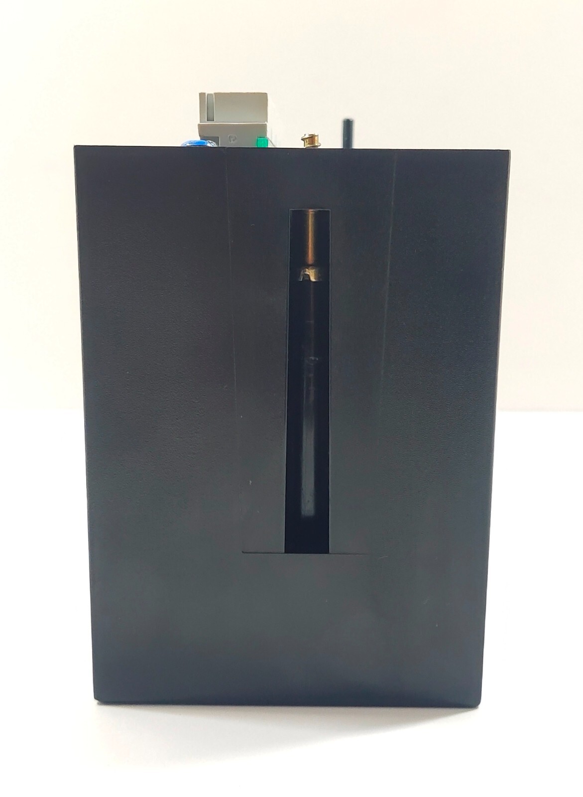 ABB PROCONTIC CS 31 ICSO08R1 I/O REMOTE UNIT FPR3312101R0026-D 220VAC