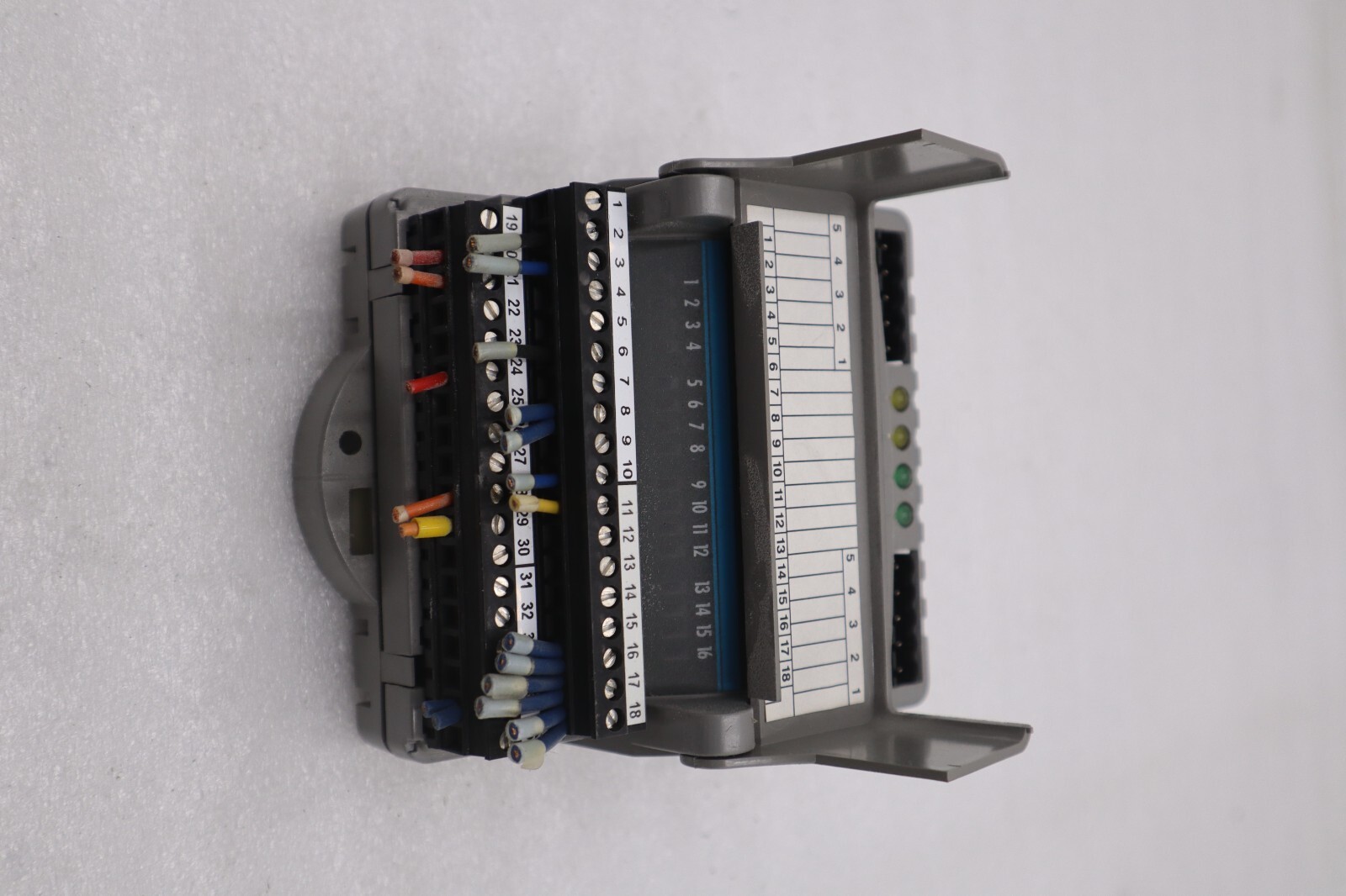 GIDDINGS & LEWIS M.1300.7372 R1 Input Module 24VDC SINK/SOURCE STOCK 647-D