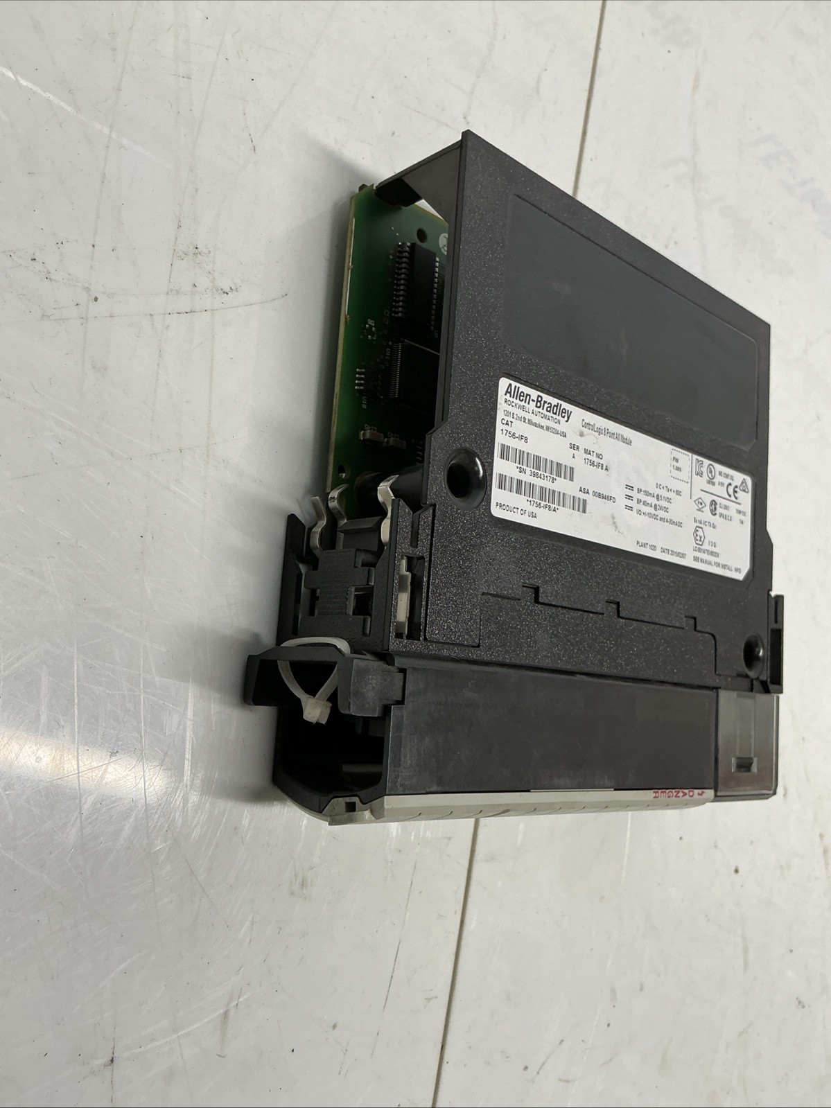 Allen-Bradley 1756-IF8 Series A 8 Point Module. Z-230