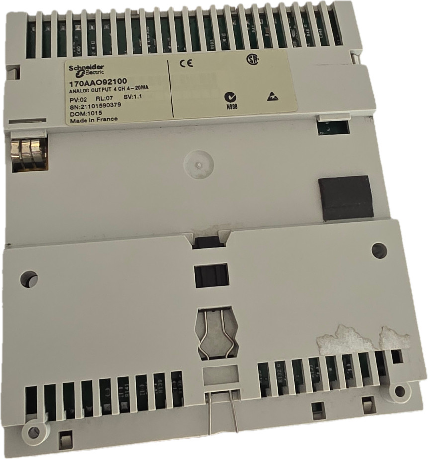 Schneider Electric 170aao92100 Analog Output 4 Ch 4-20ma & 170INT11000 Adapter