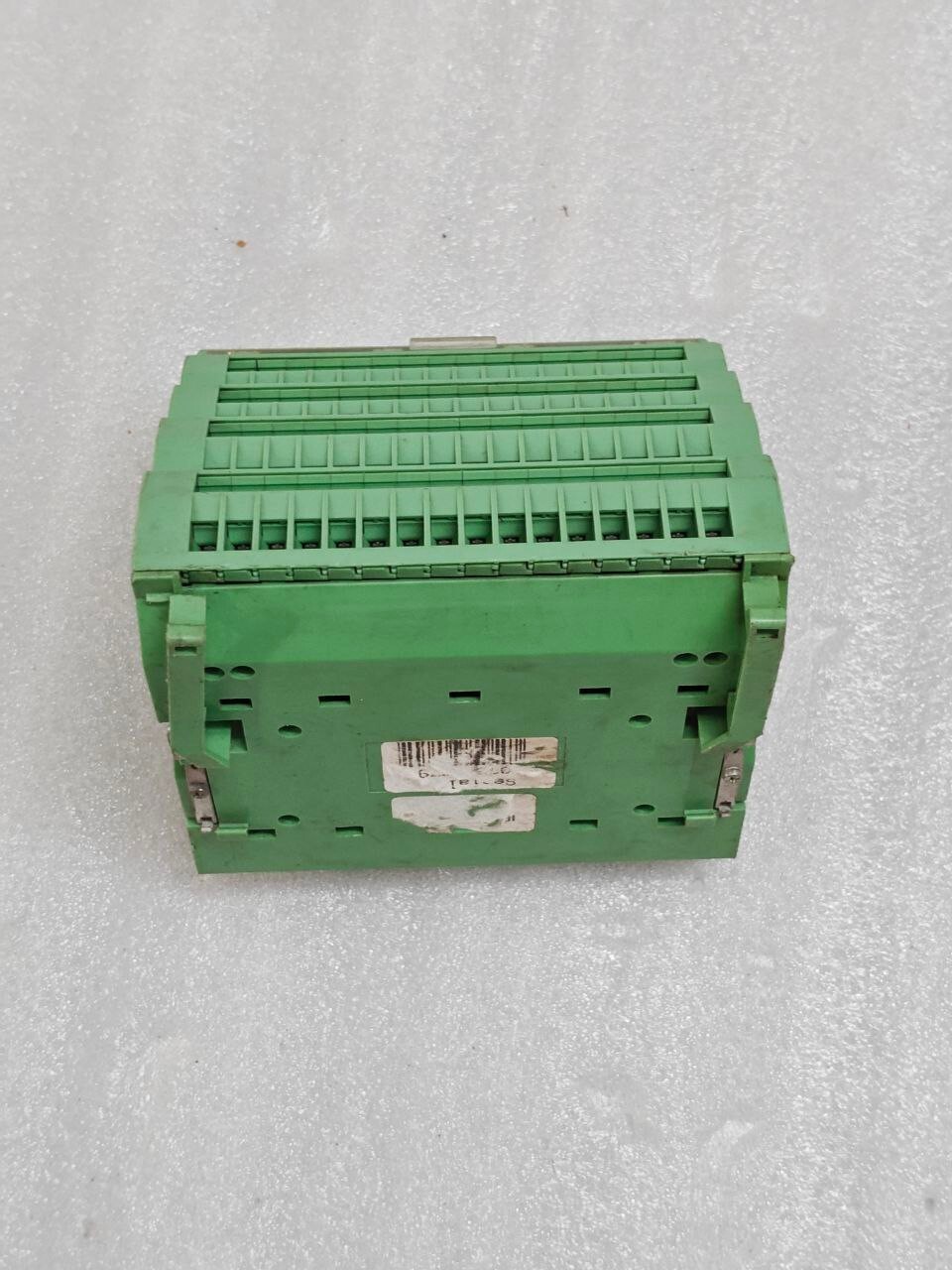 PHOENIX CONTACT INTERBUS IB ST 24 DI 16/4 – I/O MODULE 2754338