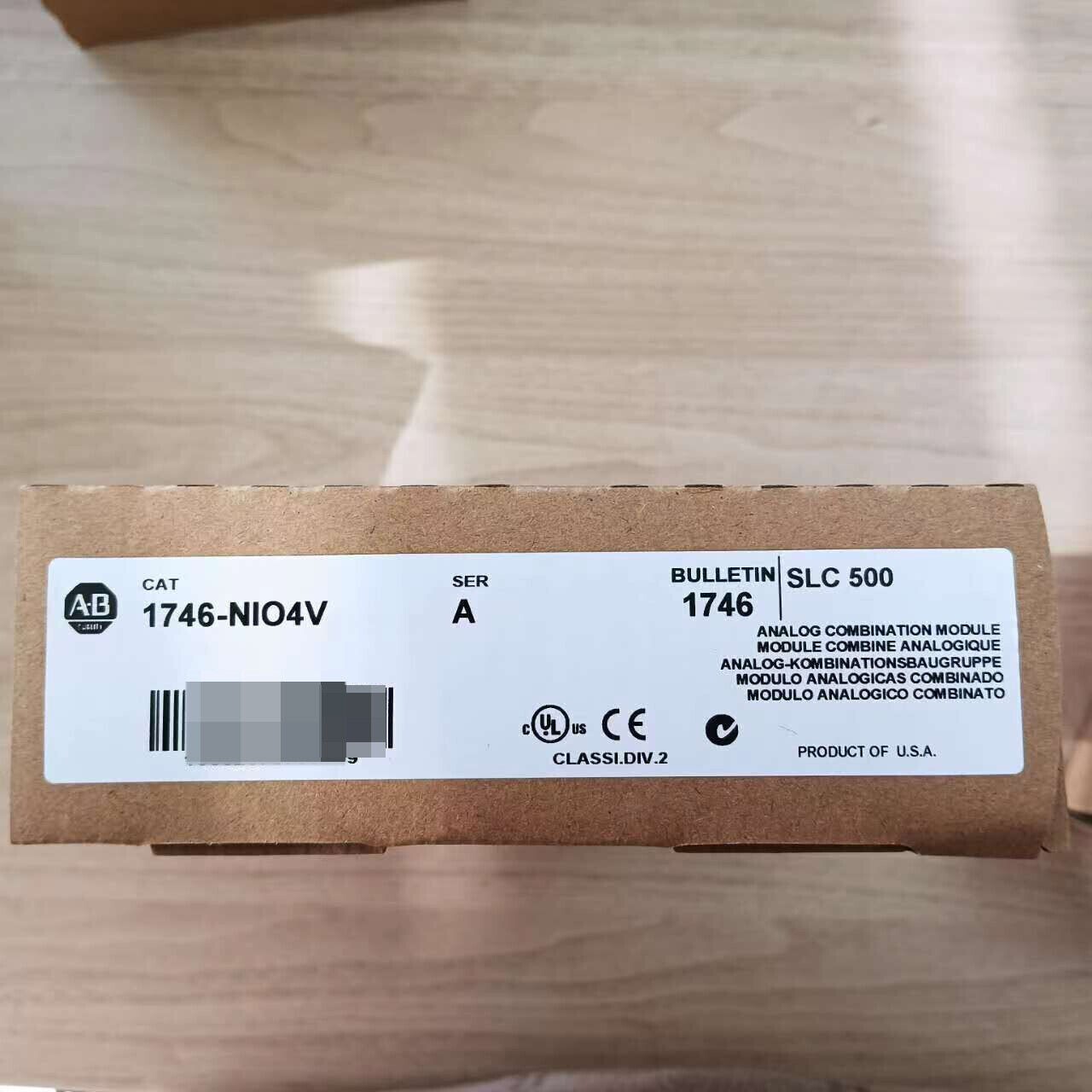 New Factory Sealed AB 1746-NIO4V /A Analog Combination I/O Module PLC 1746NIO4V