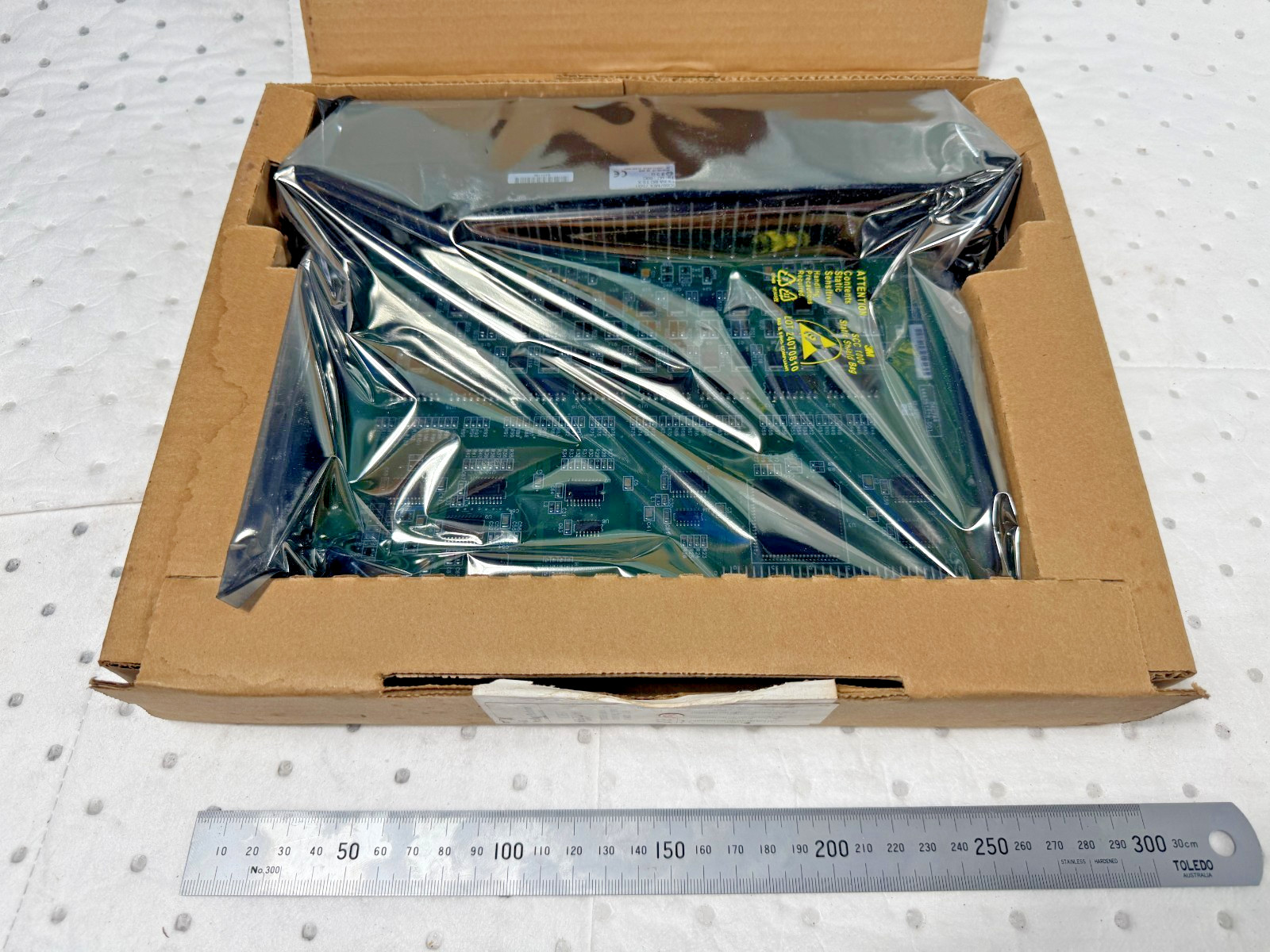GE Fanuc IC697MDL750H 32-Point Descrete Logic Output Module 24/48 VDC .5A